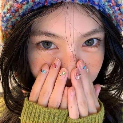 墙里的秘密海报